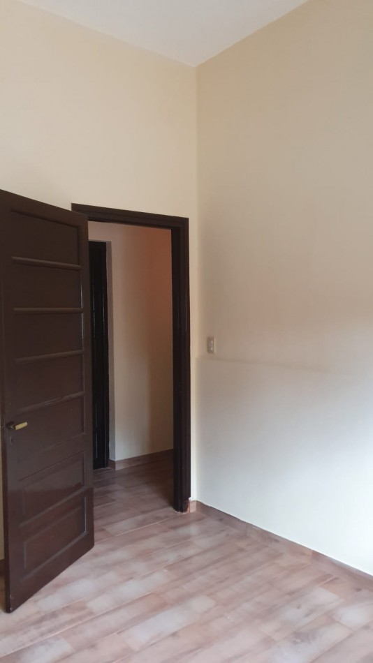 VENTA CASA 2 DORMITORIOS