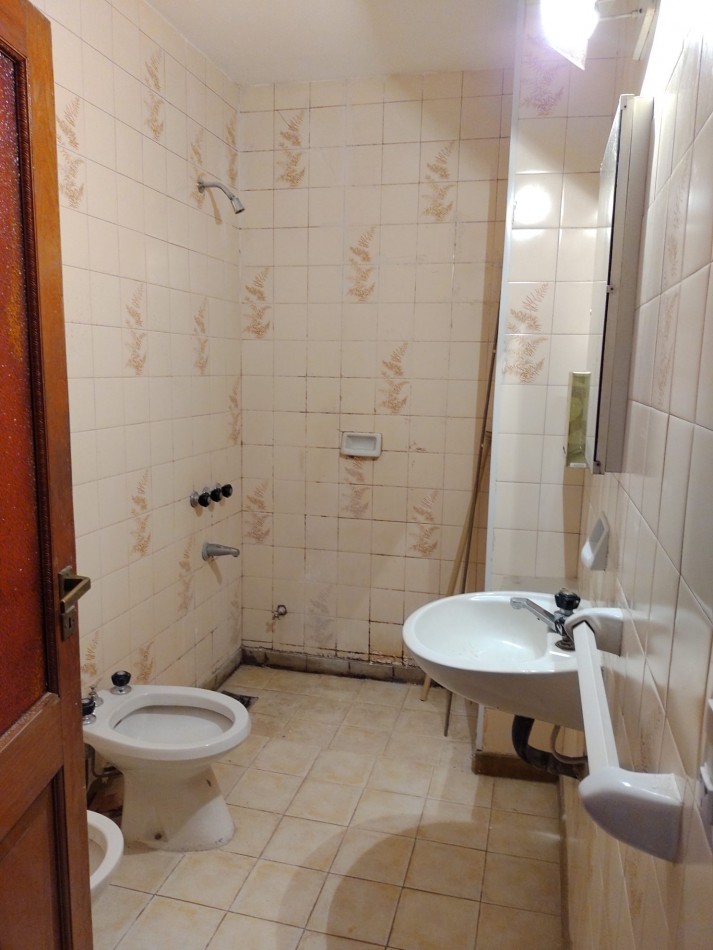 Venta amplia casa