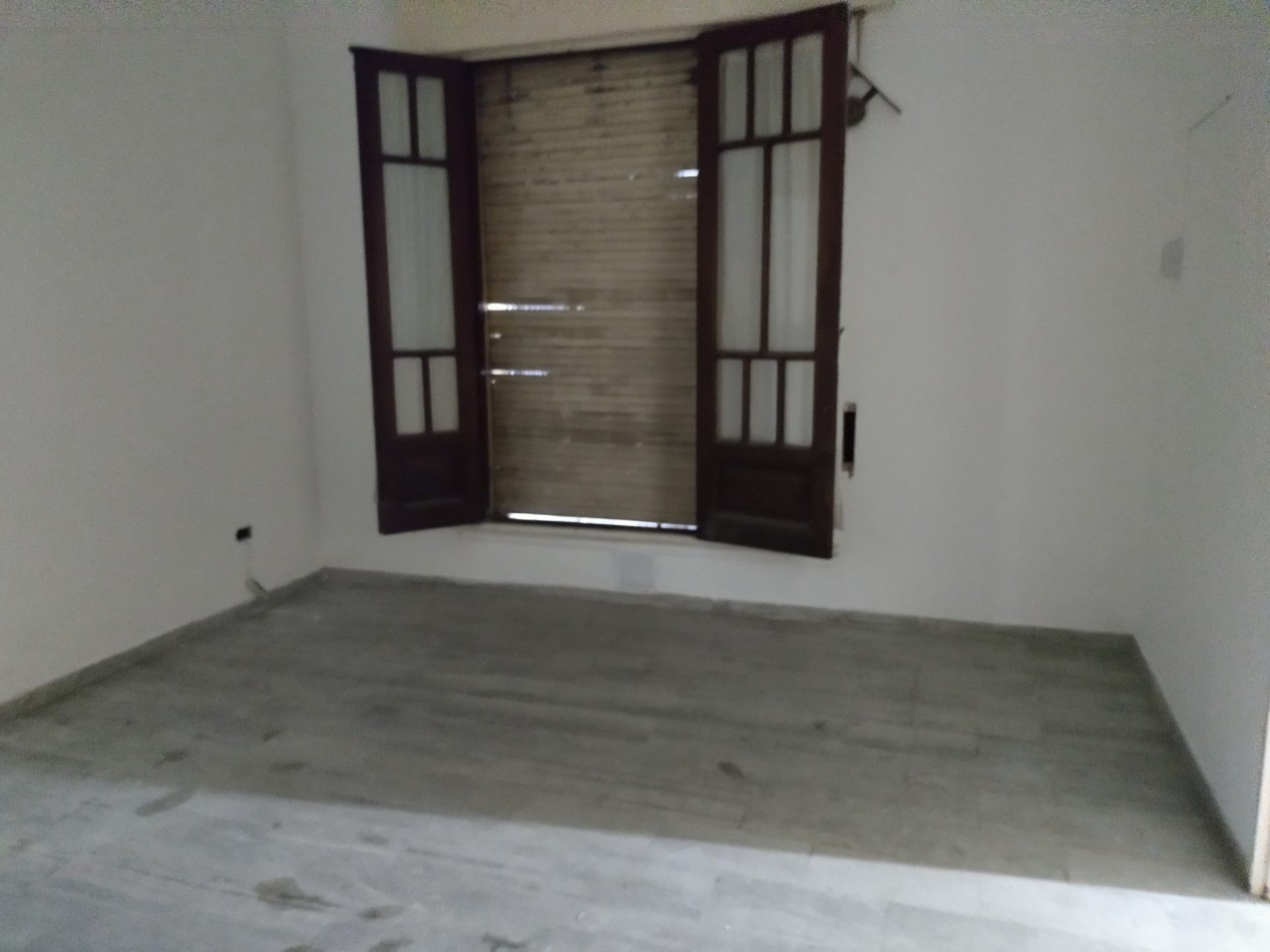Venta amplia casa