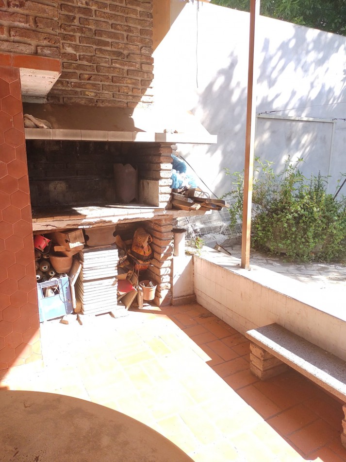 Venta amplia casa